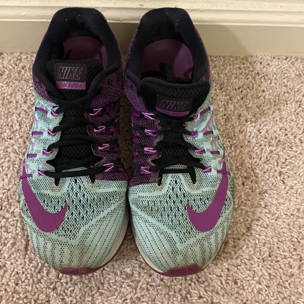 Nike Zoom Elite Sneakers